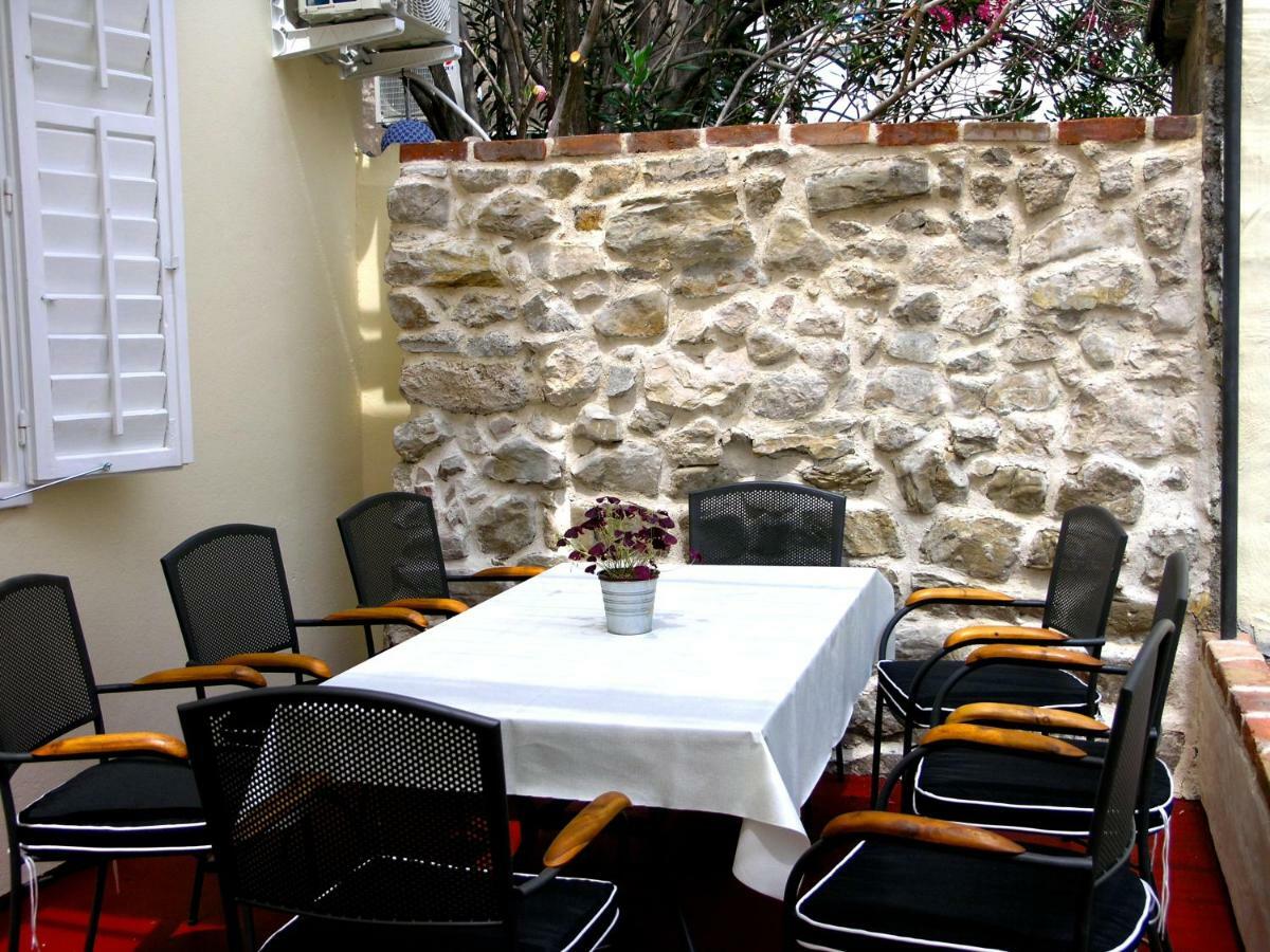 Holiday Home Lija Center Rab Town Zewnętrze zdjęcie