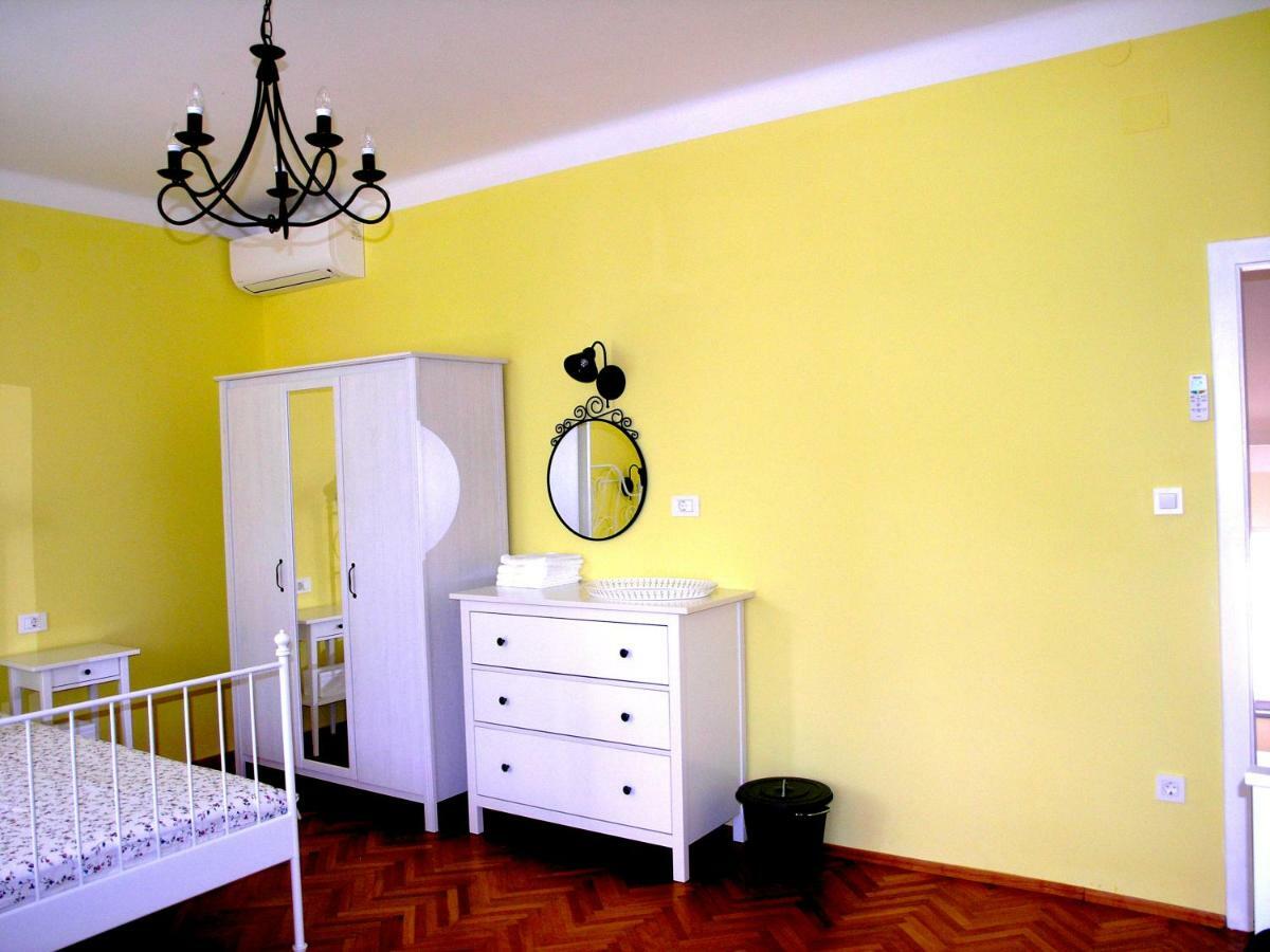 Holiday Home Lija Center Rab Town Zewnętrze zdjęcie